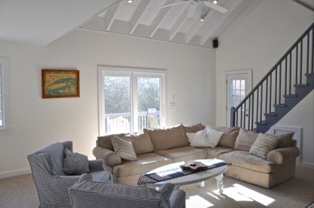 Share in the Living Room in Amagansett