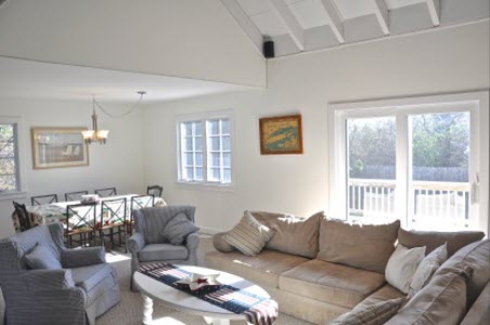 Share in the Living Room in Amagansett